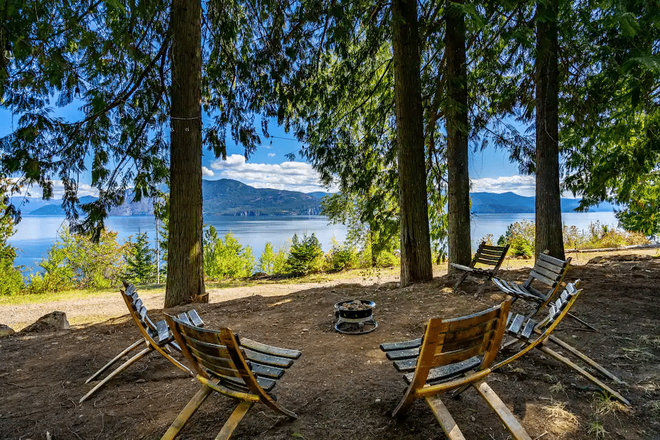 outdoor mountain view Sandpoint Idaho