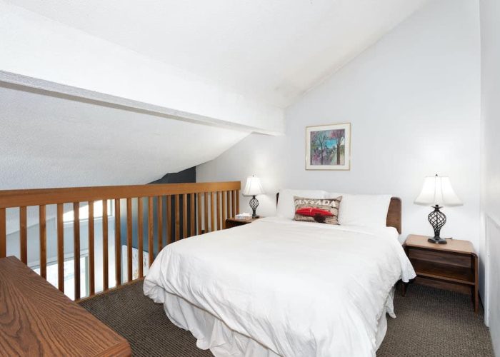 Bedroom loft vacation property
