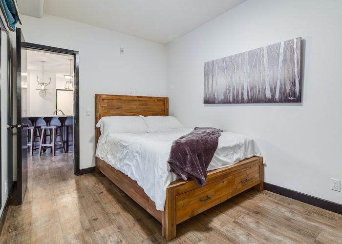 newly renovated canadian rockies condo